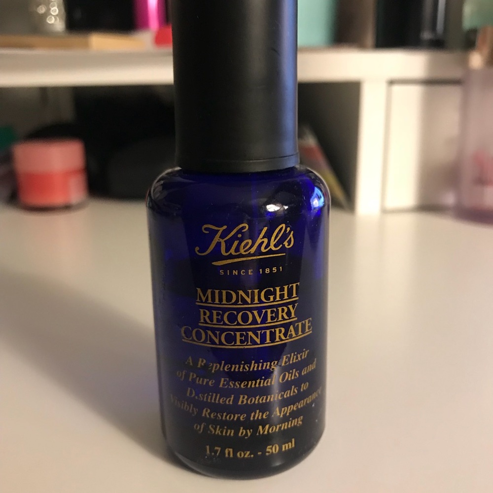 Kiehl’s Midnight Recovery Concentrate